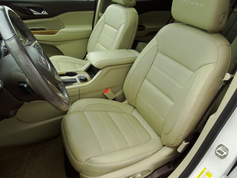 Used 2019 GMC Acadia Denali w/ Technology Package image 10