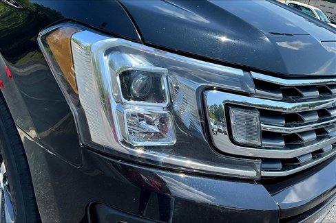 Used 2021 Ford Expedition Max XLT w/ Livery Package image 29
