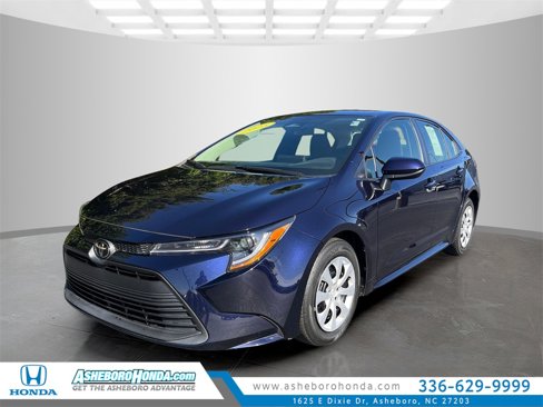 Used 2023 Toyota Corolla LE image 1