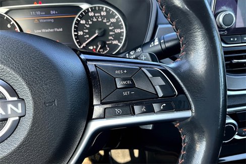 Used 2023 Nissan Altima 2.5 SR image 11