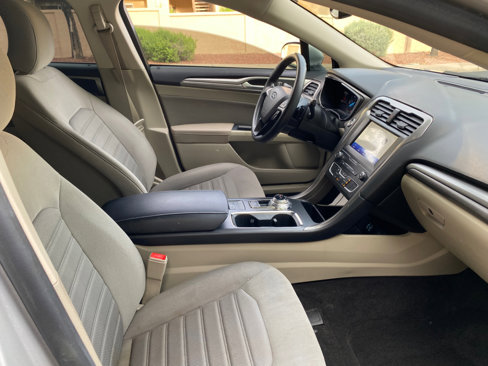 Used 2019 Ford Fusion SE image 56
