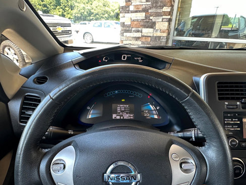 Used 2015 Nissan Leaf S w/ Charge Package image 24
