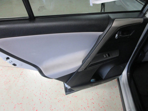 Used 2014 Toyota RAV4 XLE image 28