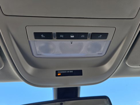 Used 2022 Chevrolet Colorado LT w/ LT Convenience Package image 28
