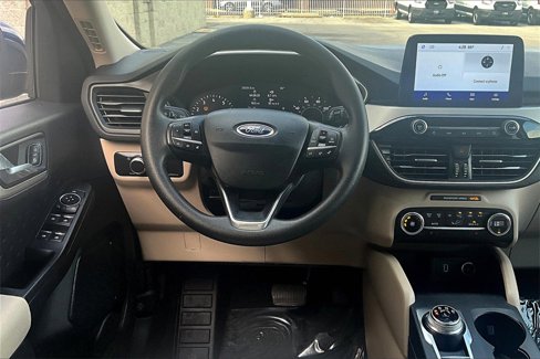 Used 2020 Ford Escape SE image 5