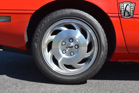 Used 1994 Chevrolet Corvette Convertible image 11