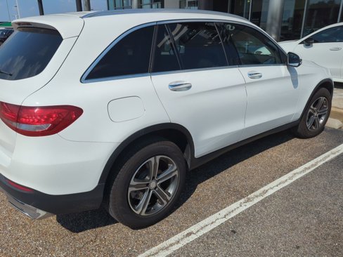 Used 2016 Mercedes-Benz GLC 300 image 11
