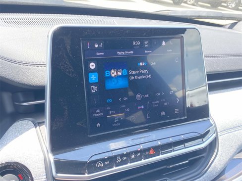 New 2025 Jeep Compass Latitude image 26