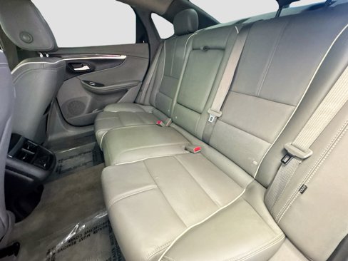 Used 2015 Chevrolet Impala LTZ image 13