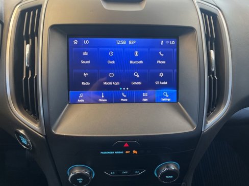 Used 2020 Ford Edge SE image 20