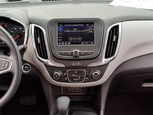 Used 2024 Chevrolet Equinox LS image 27
