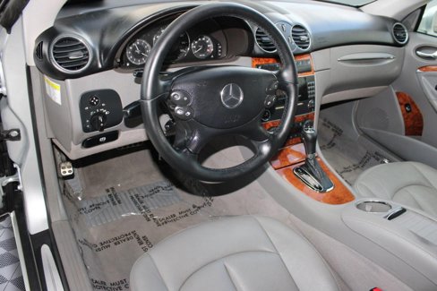 Used 2007 Mercedes-Benz CLK 350 Coupe image 4