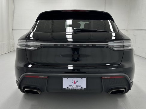 Used 2022 Porsche Macan image 7