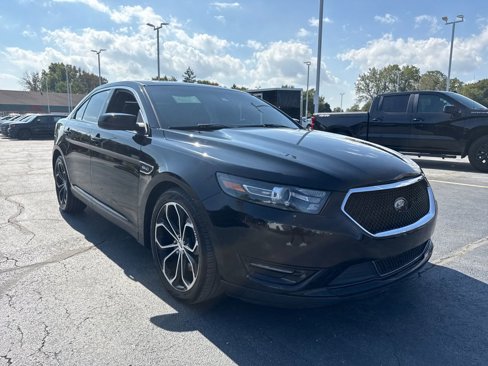Used 2016 Ford Taurus SHO w/ Equipment Group 401A image 4