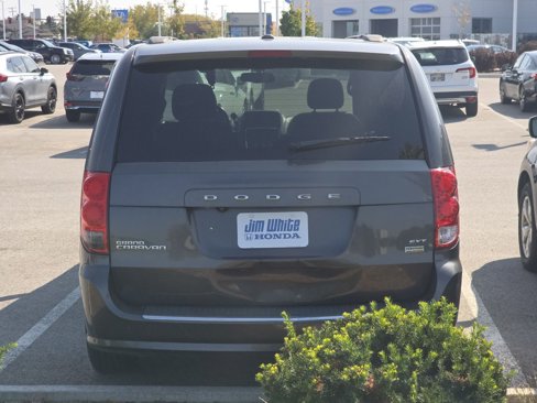 Used 2018 Dodge Grand Caravan SXT image 10