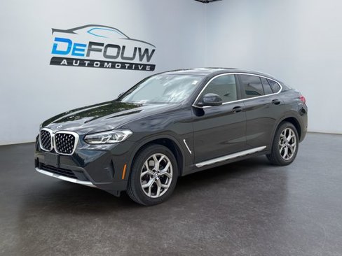 Used 2025 BMW X4 xDrive30i image 7
