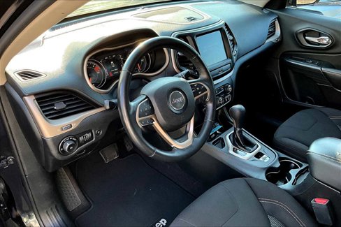 Used 2016 Jeep Cherokee 75th Anniversary image 16