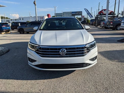 Certified 2020 Volkswagen Jetta SEL Premium image 9