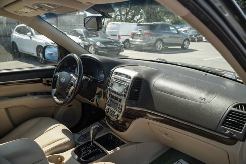 Used 2011 Hyundai Santa Fe Limited image 12