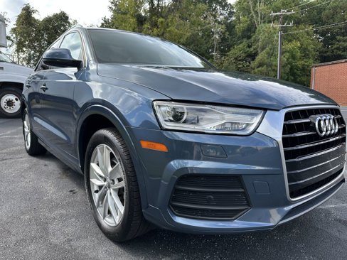 Used 2016 Audi Q3 2.0T Premium Plus w/ Technology Package image 2