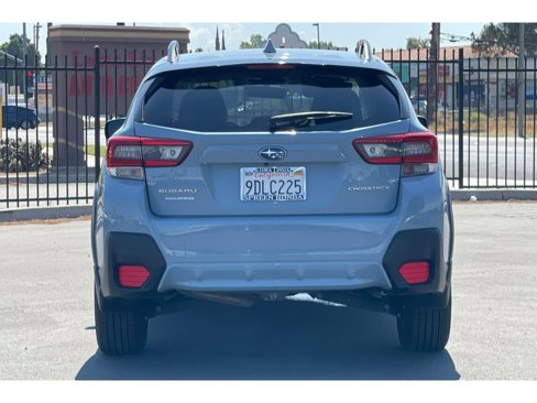 Used 2023 Subaru Crosstrek 2.0i Premium image 4