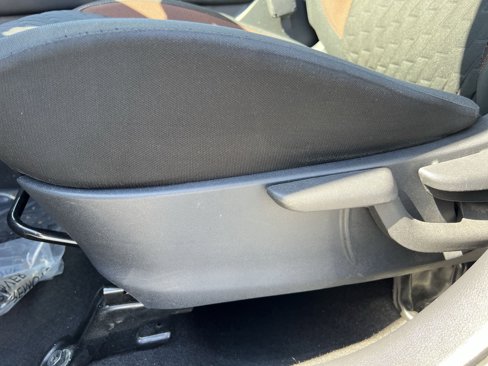 Used 2023 Nissan Kicks SR image 14