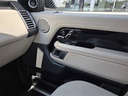 Used 2021 Land Rover Range Rover Westminster Edition image 22