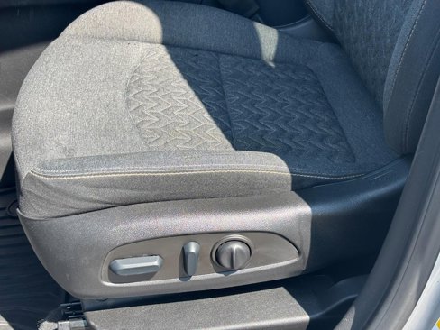Used 2022 Chevrolet Equinox LT image 26