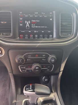 Used 2018 Dodge Charger SXT Plus w/ Driver Confidence Group image 7