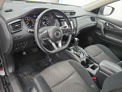 Certified 2019 Nissan Rogue SV image 16