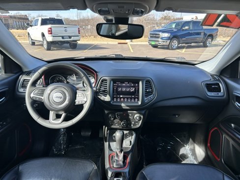 Used 2021 Jeep Compass Trailhawk image 15