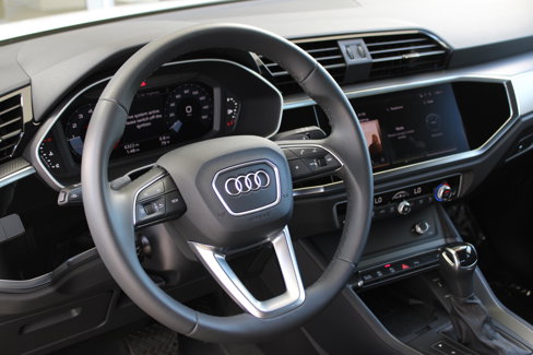 Certified 2025 Audi Q3 2.0T Premium w/ Convenience Package image 18