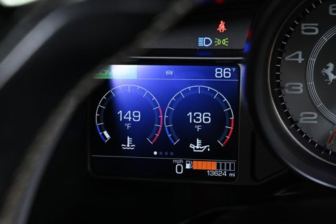 Used 2020 Ferrari Portofino image 7