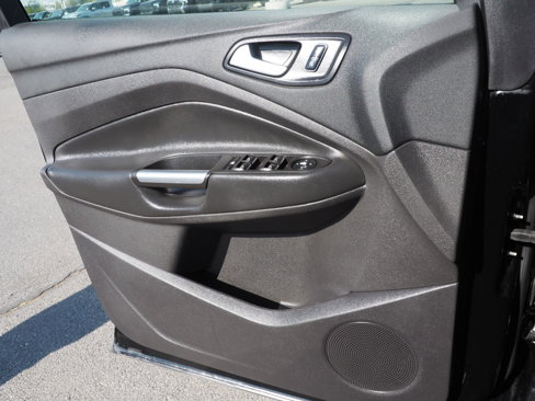 Used 2016 Ford Escape SE w/ SE Leather Comfort Package image 12