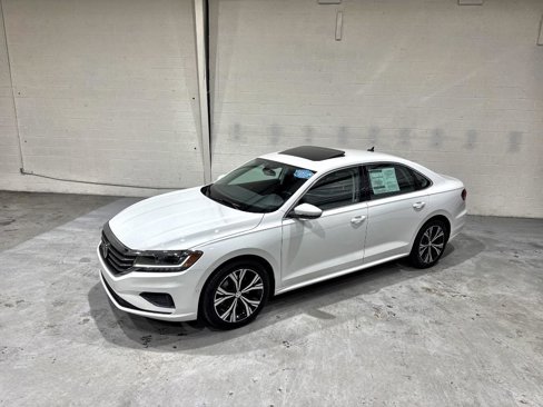 Used 2020 Volkswagen Passat 2.0T SEL image 21