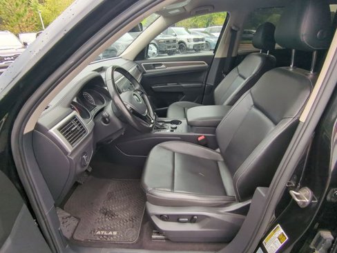 Used 2019 Volkswagen Atlas SE image 18