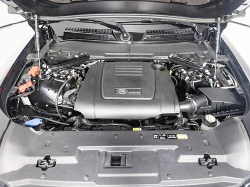 Used 2024 Land Rover Defender 110 S image 28