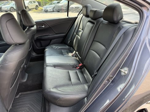Used 2017 Honda Accord EX-L image 32