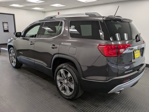 Used 2017 GMC Acadia SLT image 6