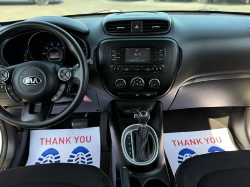 Used 2016 Kia Soul + image 22