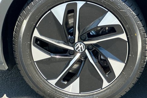 Used 2021 Volkswagen ID.4 Pro image 27
