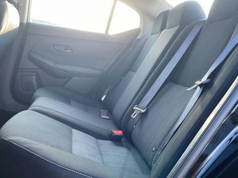Used 2024 Nissan Sentra SV image 8