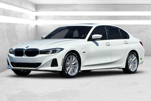Used 2023 BMW 330e w/ Driving Assistance Package image 8