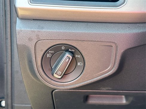 Used 2019 Volkswagen Atlas SE image 26