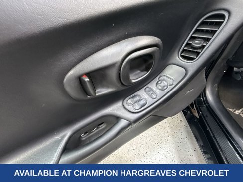 Used 1999 Chevrolet Corvette Convertible image 31