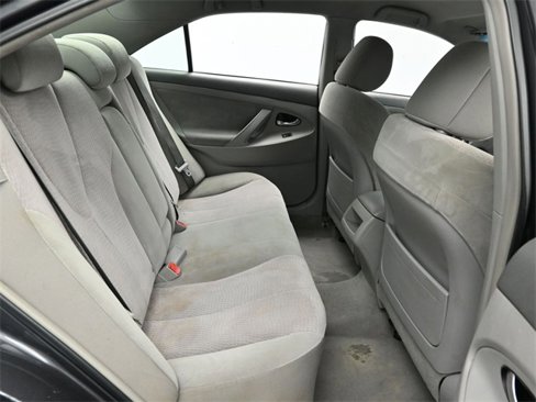 Used 2011 Toyota Camry image 14