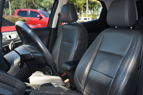 Used 2018 Ford EcoSport SE image 12