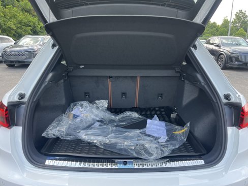New 2025 Audi Q3 2.0T Premium image 8