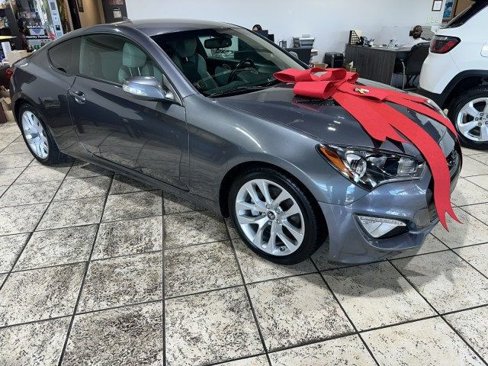 Used 2016 Hyundai Genesis 3.8 image 3