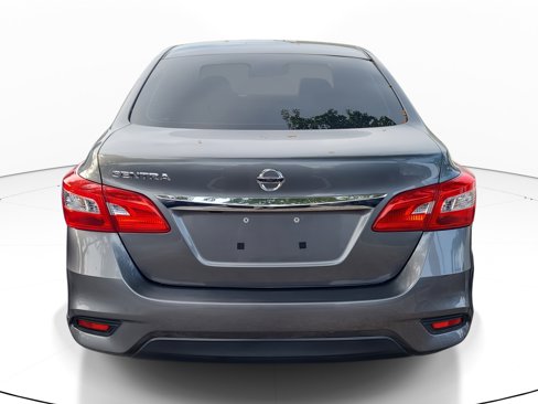 Used 2019 Nissan Sentra S image 8